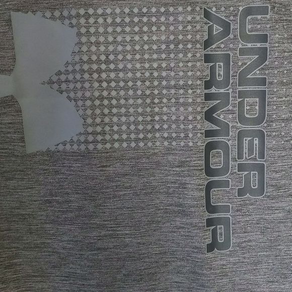 Under Armour Youth Athletic Shirt Tee - Picture 2 of 4